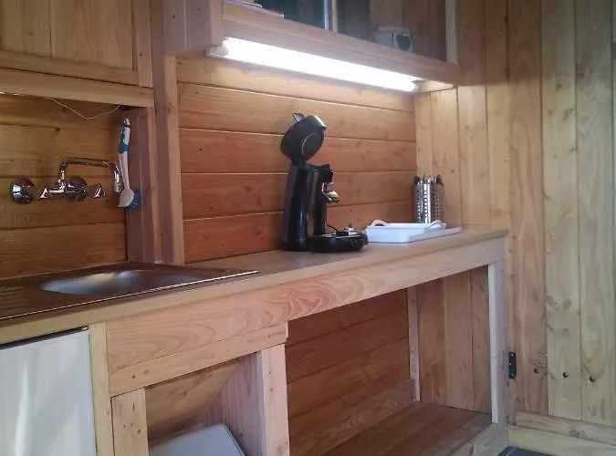 Le Paradou Adults Only Bed & Breakfast Lessive